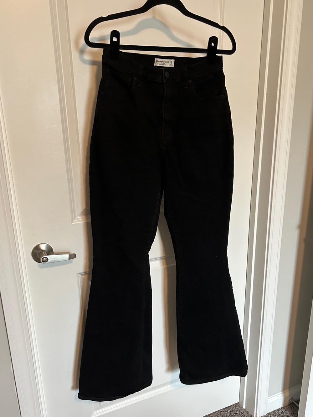 A&F LONG flare jeans
